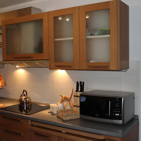 Adryhouse Apartman *